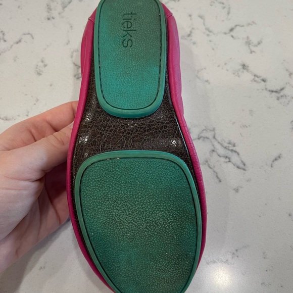 Fuchsia Tieks - Picture 8 of 9